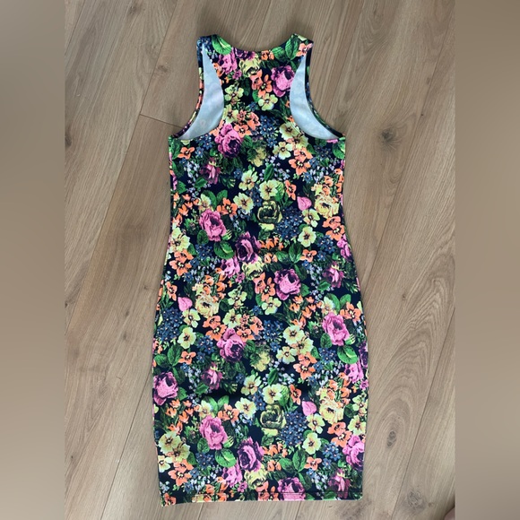 Floral Midi Dress - Picture 3 of 4